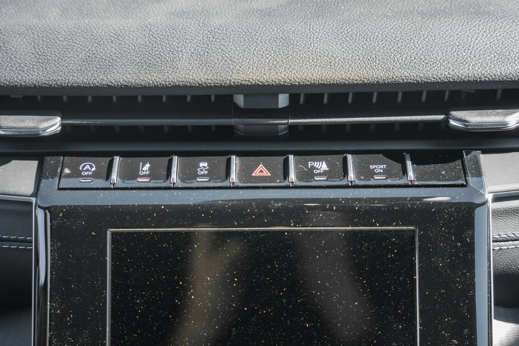 New 2025 Jeep Grand Cherokee Laredo X w/ Luxury Tech Group I image 21