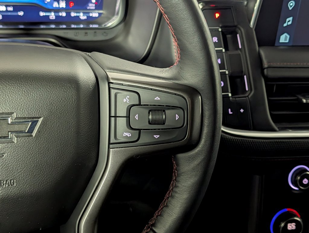 Used 2022 Chevrolet Tahoe RST w/ Luxury Package AWD/4WD image 21