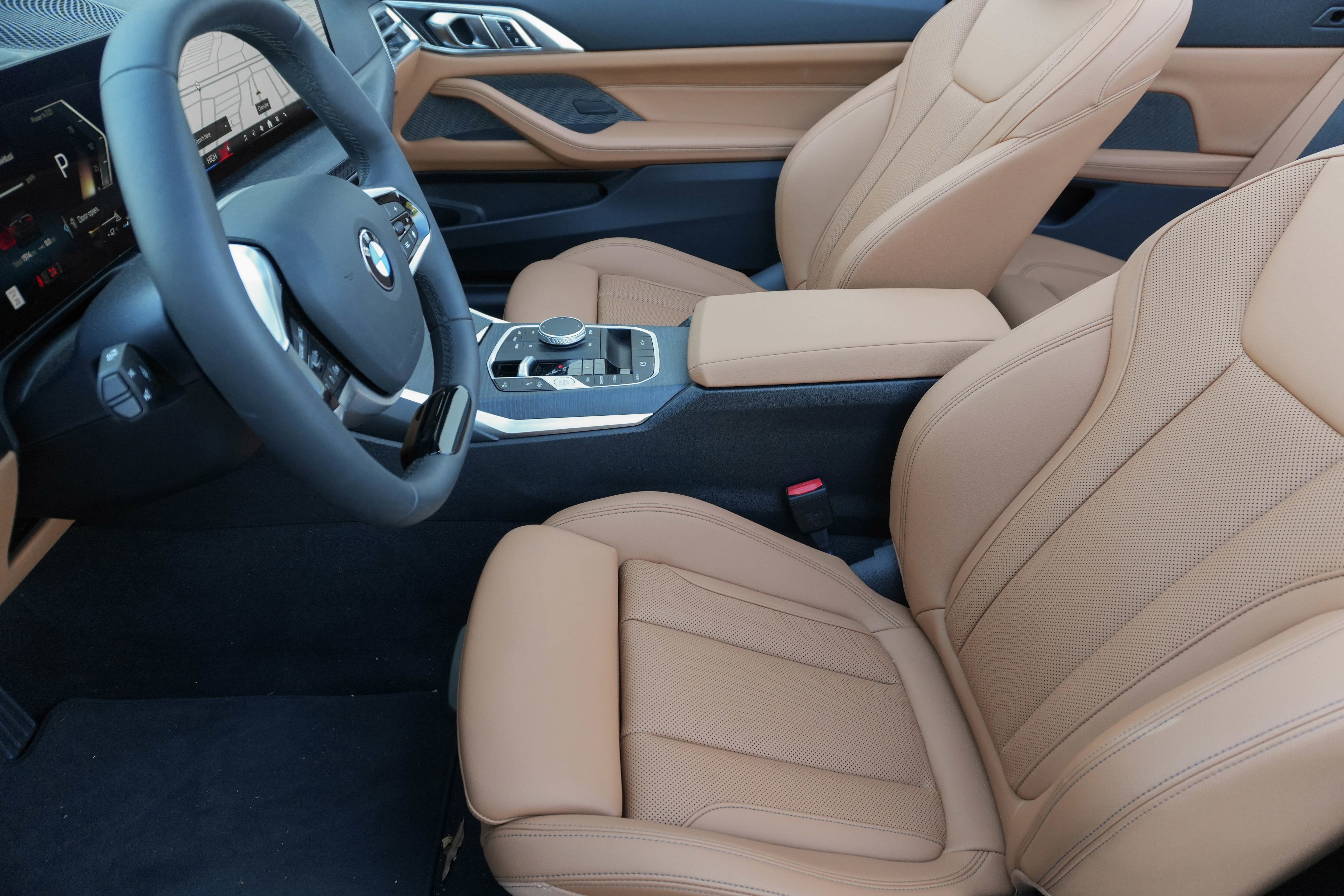 Certified 2025 BMW 430i Convertible w/ Premium Package image 9