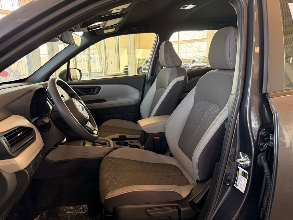 Used 2025 Subaru Forester w/ Convenience Package #1 AWD/4WD image 14