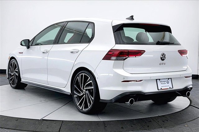 Used 2024 Volkswagen GTI Autobahn image 12