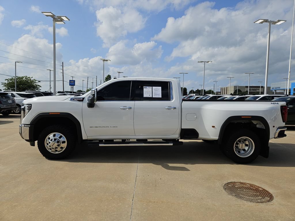 Used 2025 GMC Sierra 3500 SLT w/ SLT Premium Package AWD/4WD image 5