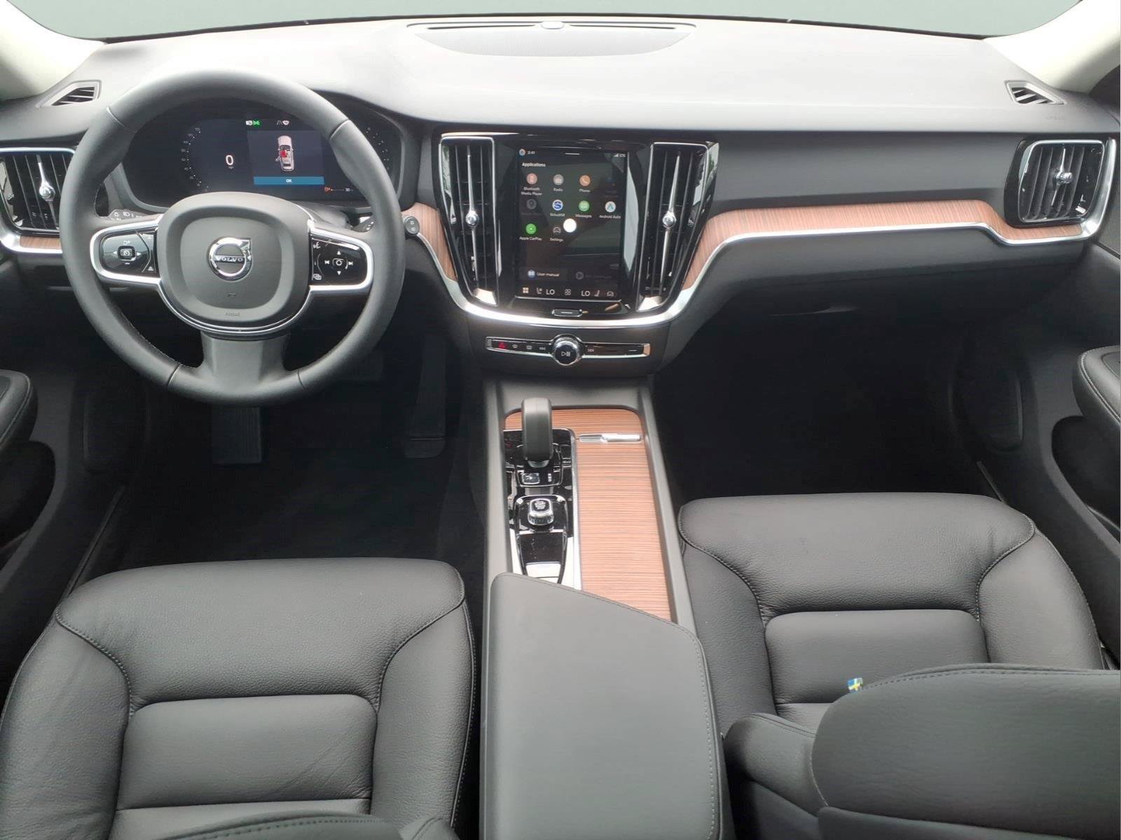 New 2026 Volvo V60 B5 Cross Country Plus w/ Climate Package AWD/4WD image 7