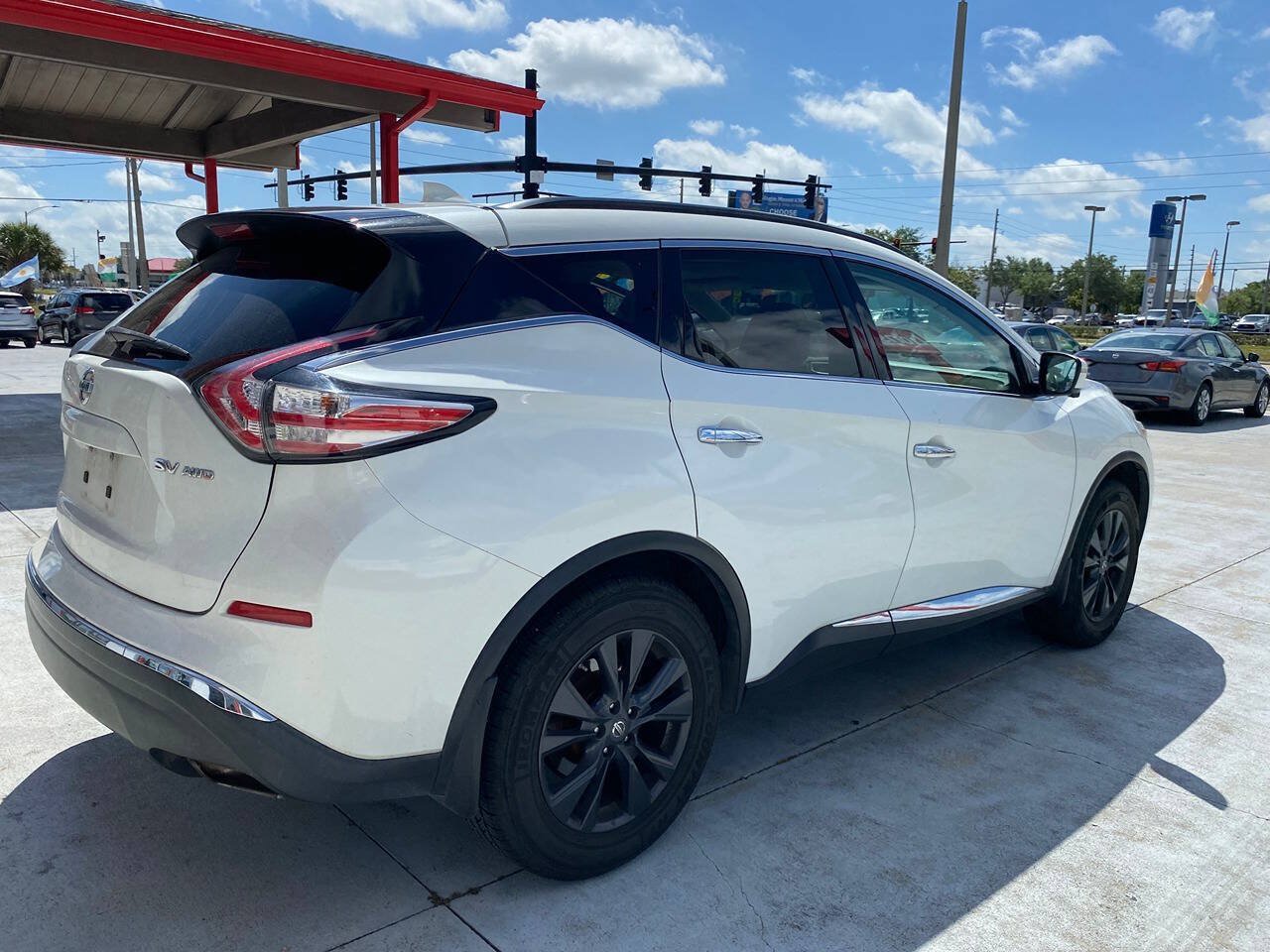 Used 2018 Nissan Murano SV w/ Premium Package AWD/4WD image 6