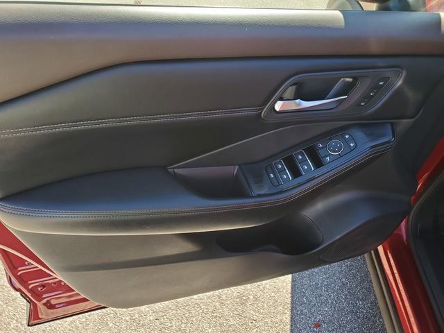 Certified 2023 Nissan Rogue SL w/ SL Premium Package image 15