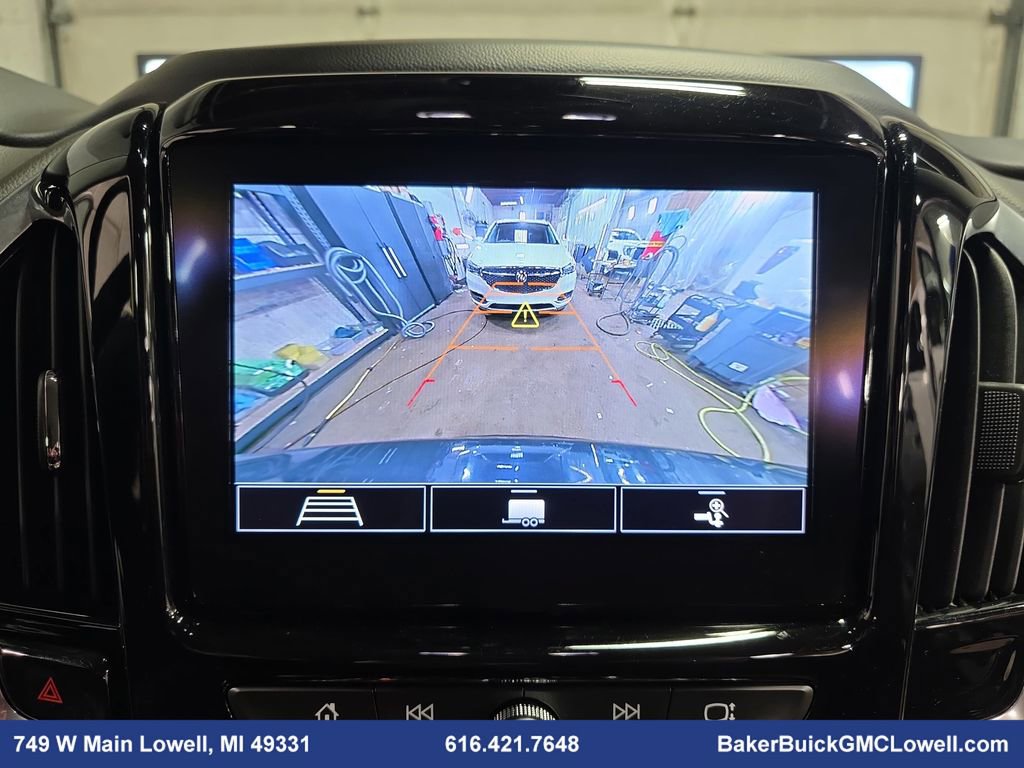 Used 2020 Chevrolet Traverse LT w/ Driver Confidence II Package image 25