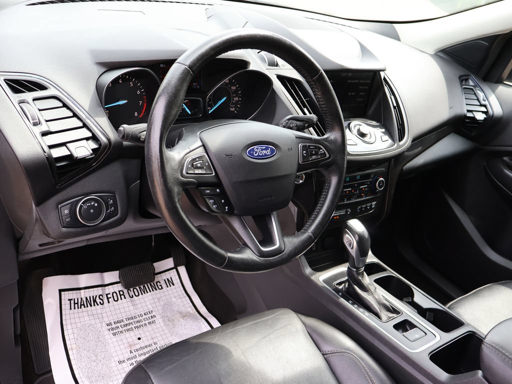 Used 2019 Ford Escape Titanium FWD image 17