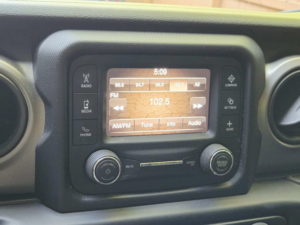Used 2020 Jeep Wrangler Unlimited Sport S AWD/4WD image 27