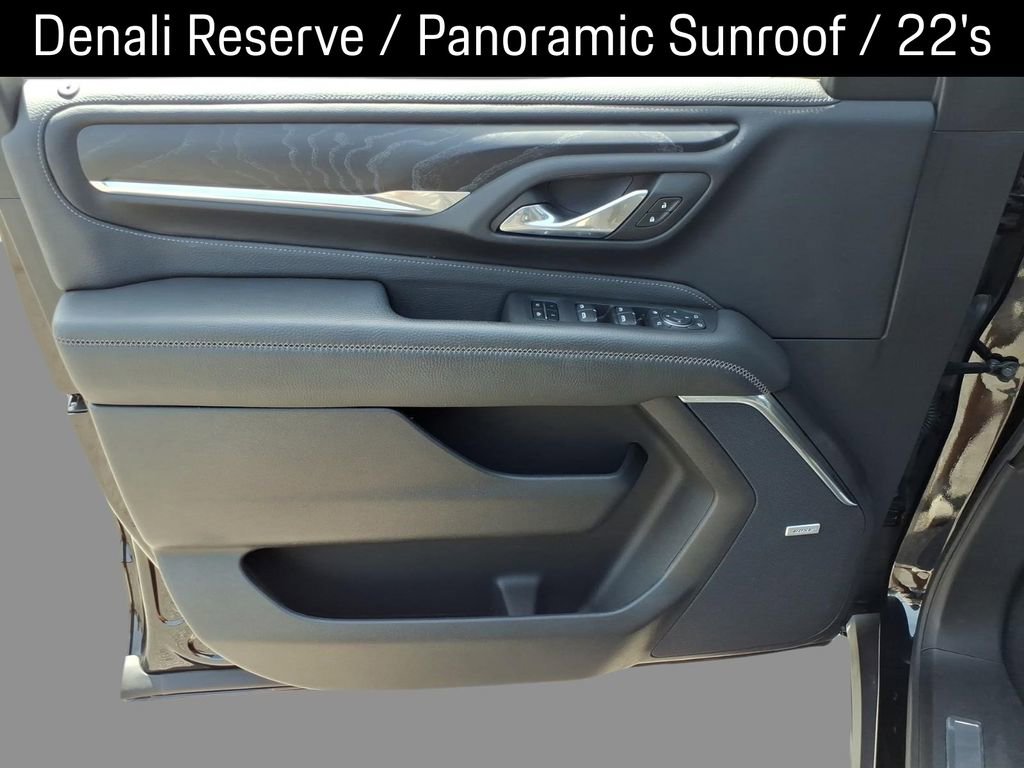 Used 2024 GMC Yukon Denali w/ Denali Reserve Package image 16