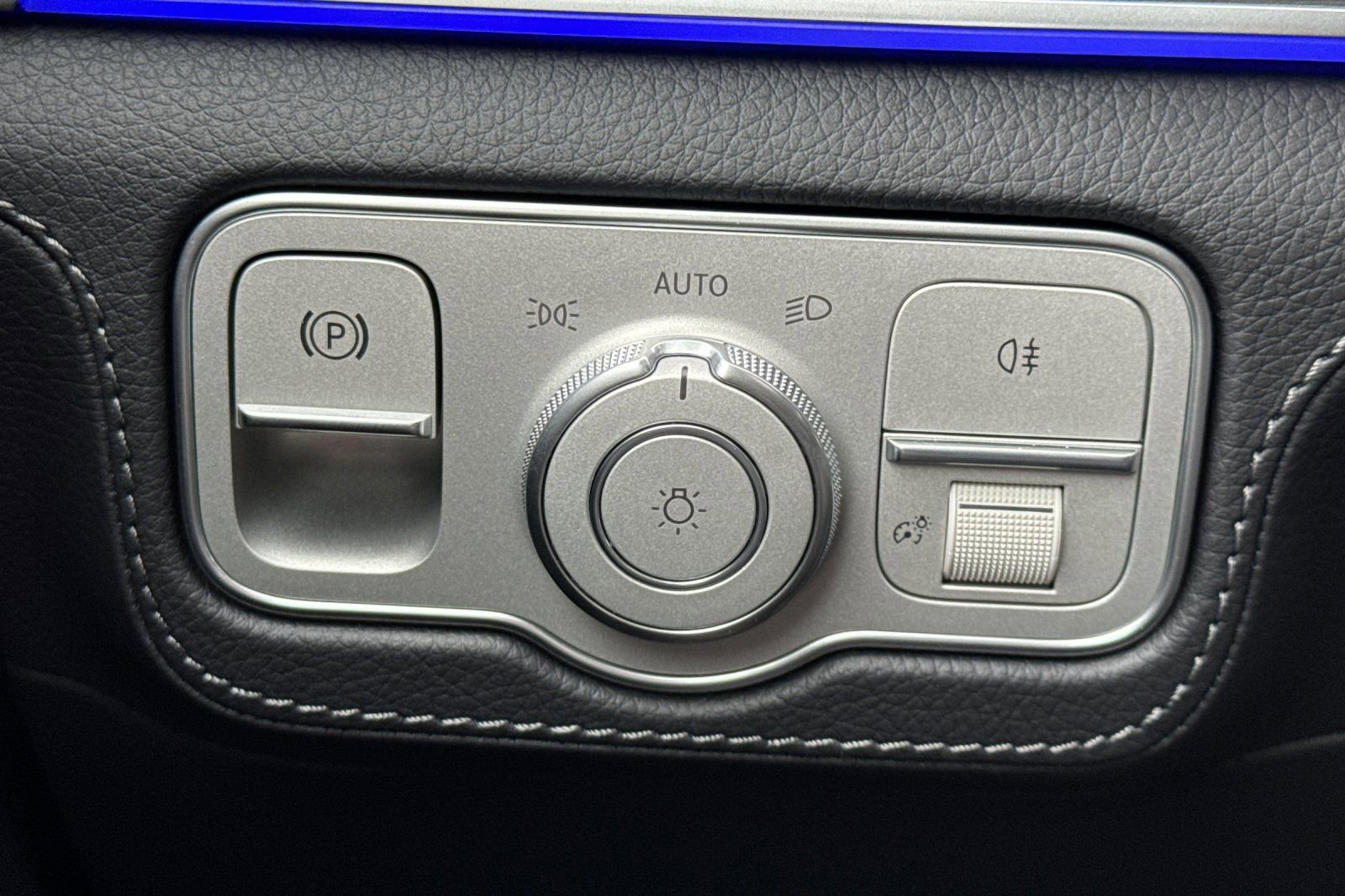 New 2026 Mercedes-Benz GLE 53 AMG 4MATIC Coupe image 28