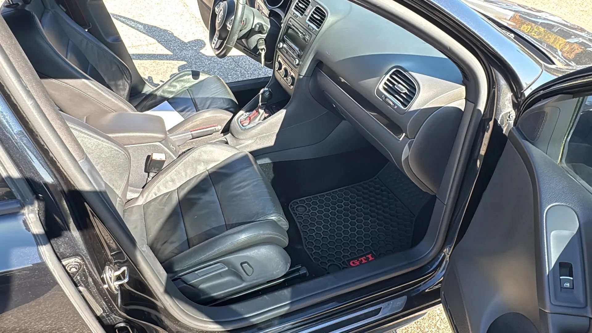 Used 2013 Volkswagen GTI Wolfsburg Edition FWD image 35