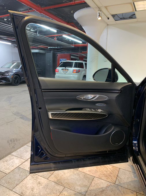 Used 2023 Genesis GV70 3.5T Sport w/ Sport Prestige Package image 13