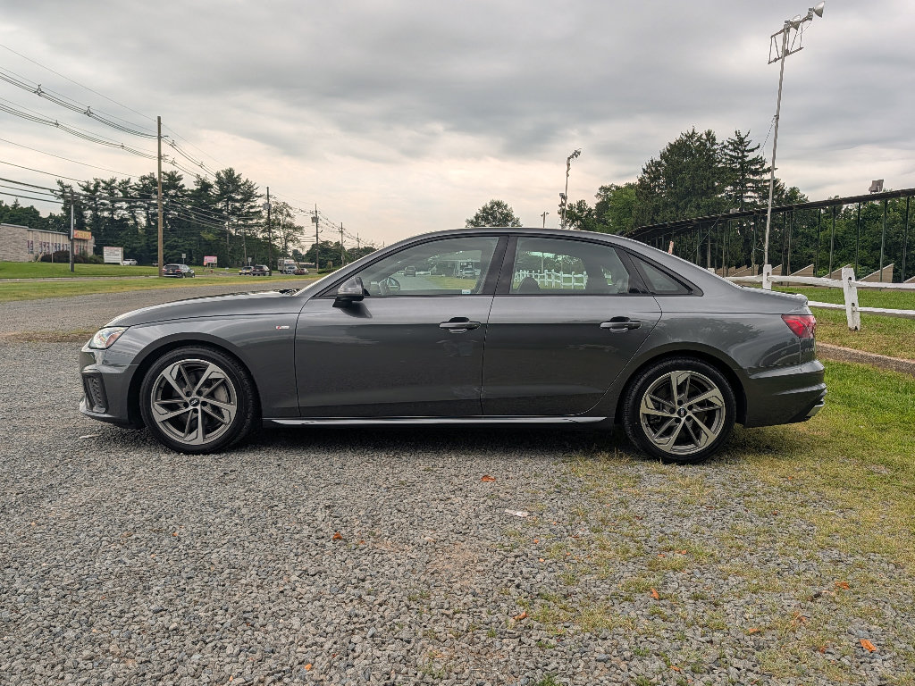 Used 2021 Audi A4 2.0T Premium Plus w/ Premium Plus Package AWD/4WD image 9