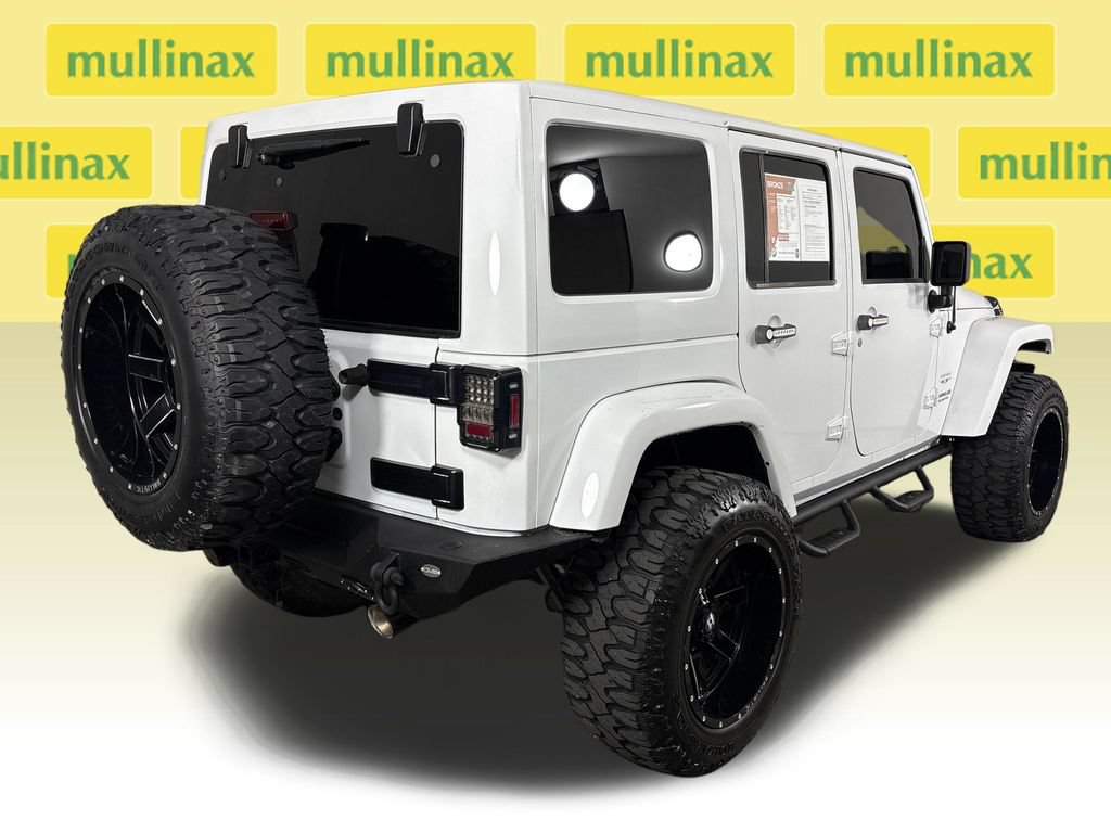 Used 2017 Jeep Wrangler Unlimited Sahara w/ Connectivity Group AWD/4WD image 4