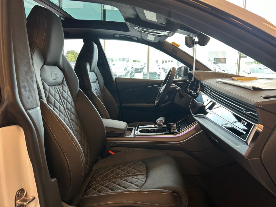 New 2026 Audi SQ8 Prestige image 28