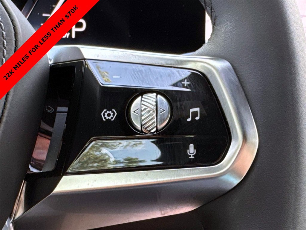 Used 2023 BMW i7 xDrive60 image 32