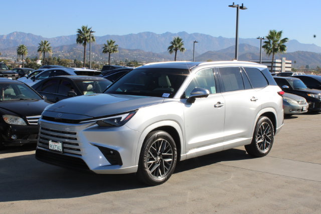 Certified 2024 Lexus TX 350 FWD w/ Technology Package image 3