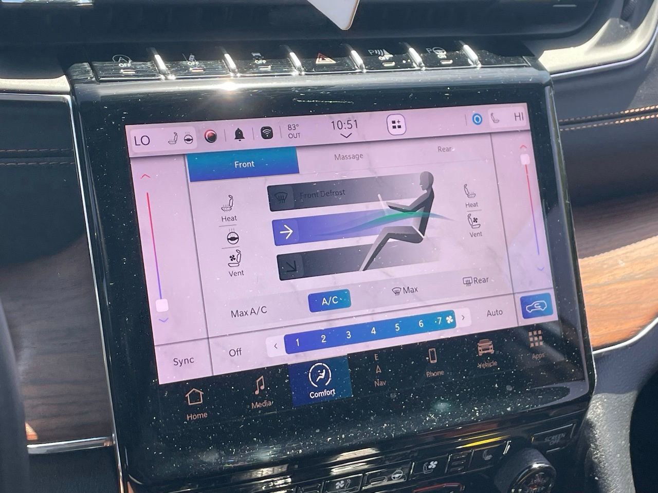 Used 2024 Jeep Grand Cherokee L Summit w/ Advanced Protech Group IV AWD/4WD image 9