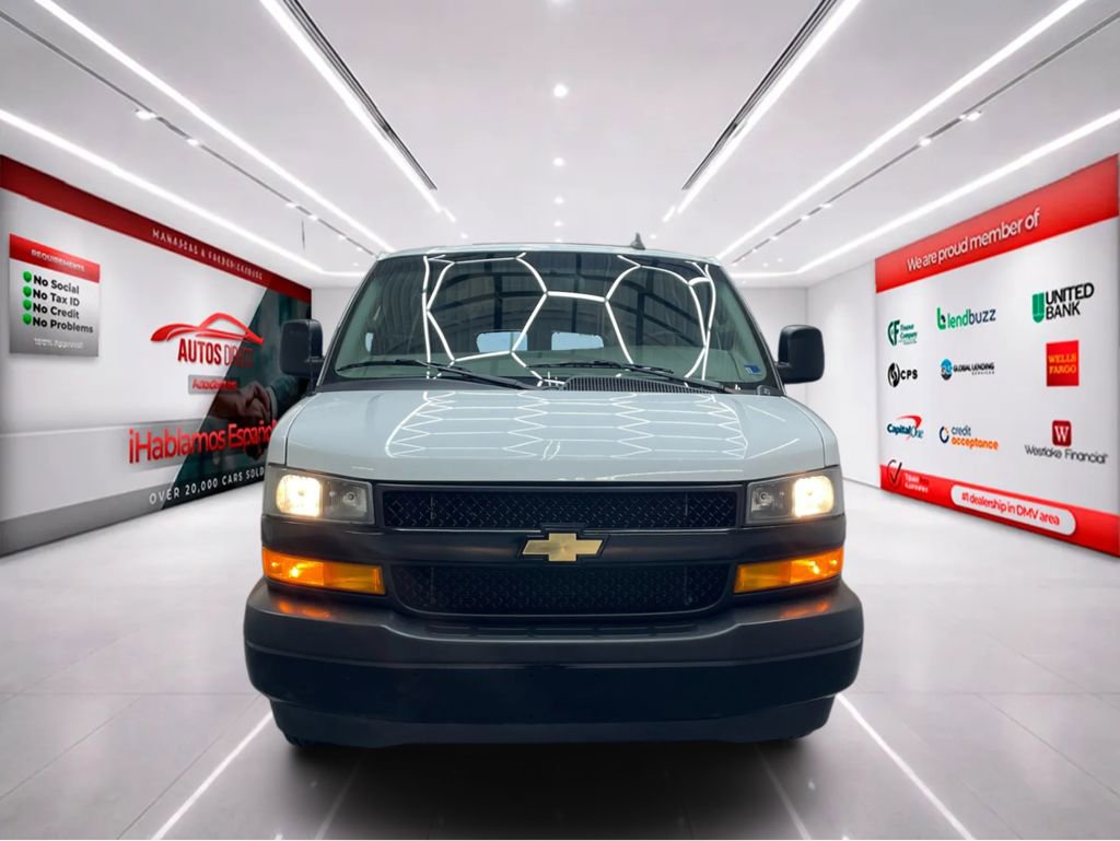 Used 2023 Chevrolet Express 3500 LS image 3