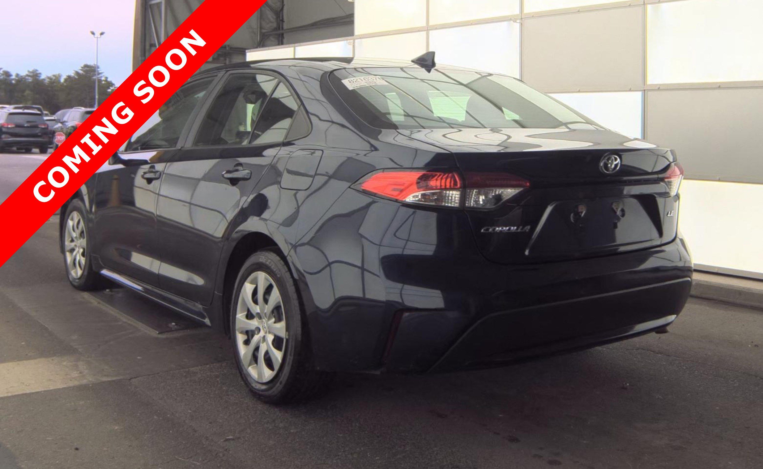 Used 2022 Toyota Corolla LE FWD image 5