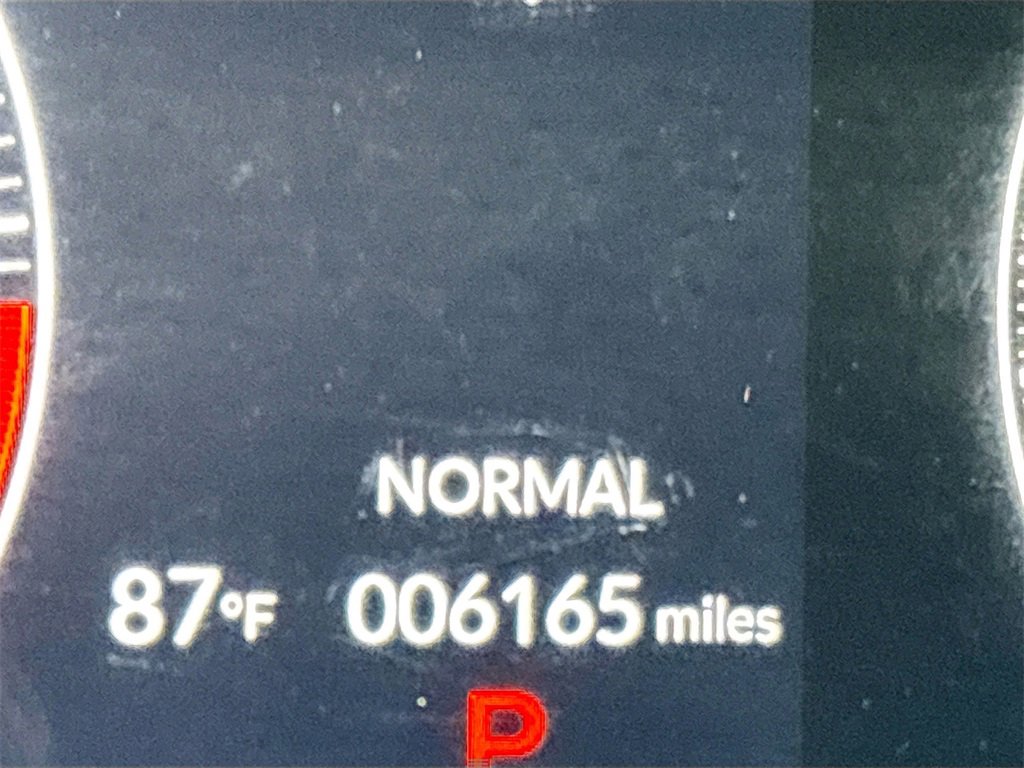 Used 2024 Honda HR-V LX image 12