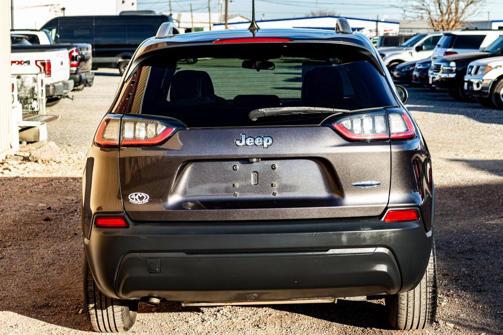 Used 2019 Jeep Cherokee Latitude Plus image 4