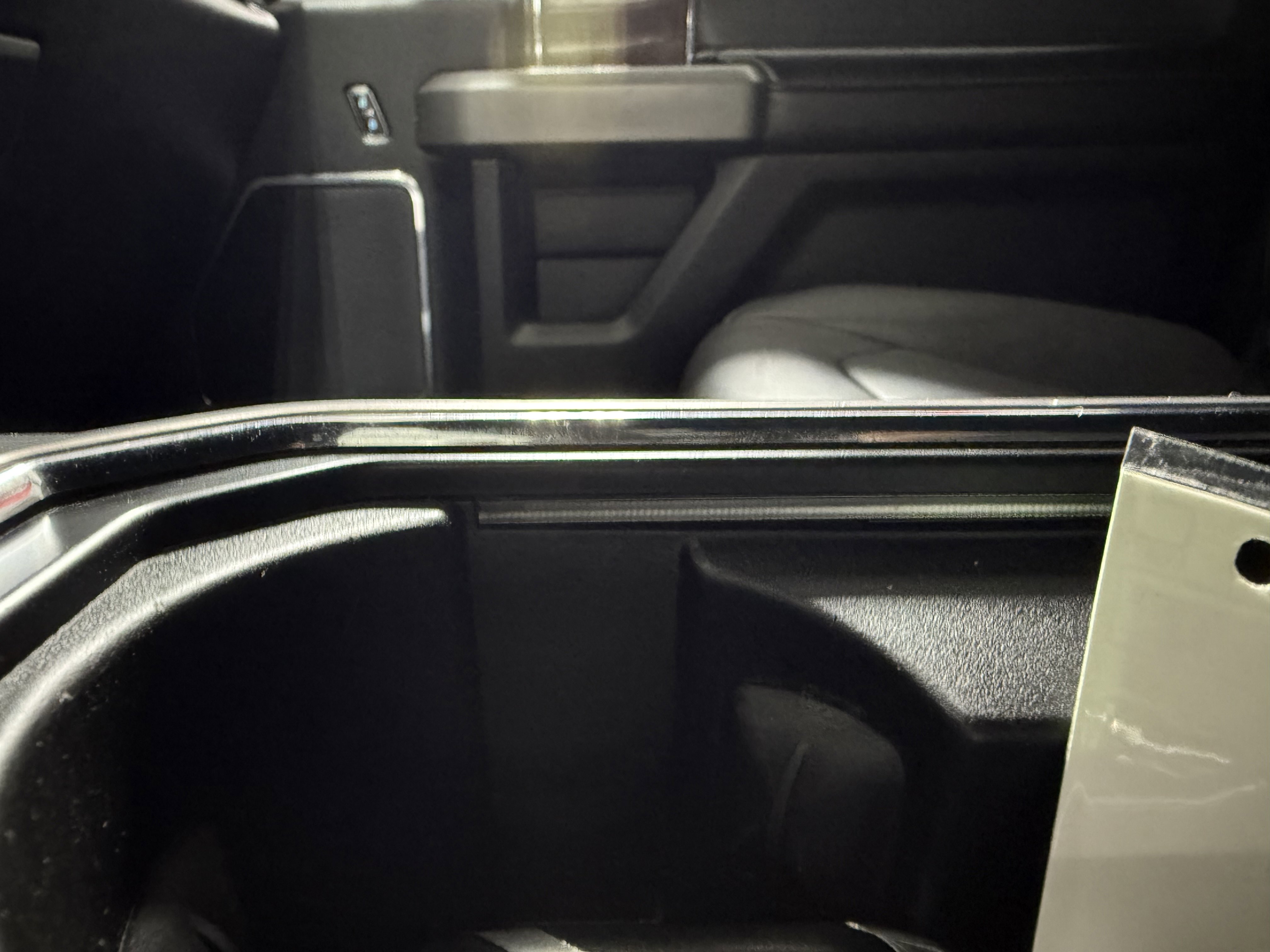 Used 2015 Ford F150 Platinum w/ Equipment Group 701A Luxury image 10