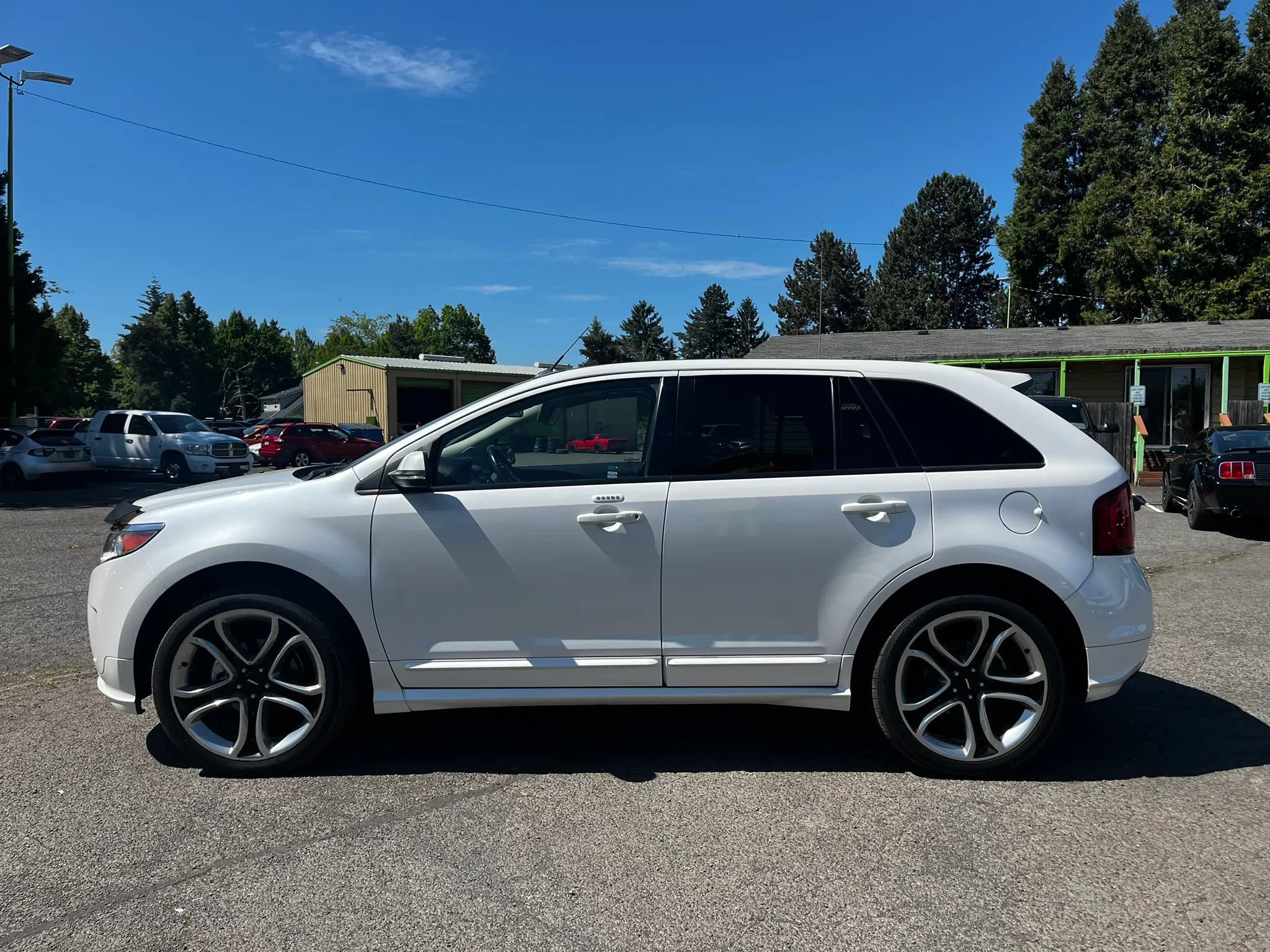 Used 2014 Ford Edge Sport w/ Driver Entry Package AWD/4WD image 6