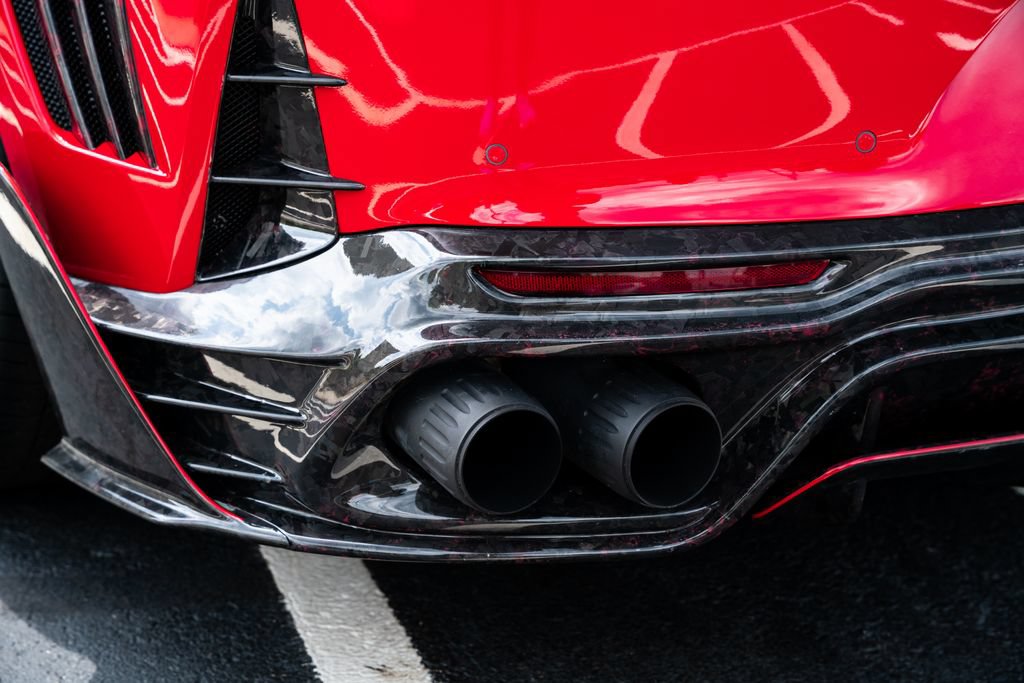 Used 2020 Ferrari 812 Superfast RWD image 27