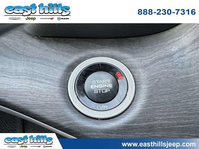 Certified 2024 Jeep Grand Cherokee Limited image 33