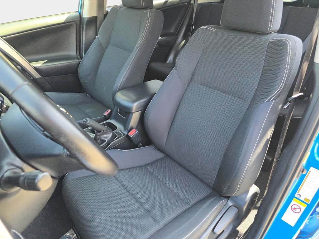 Used 2016 Toyota RAV4 XLE FWD image 18