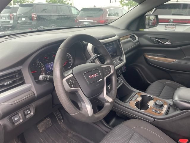 Certified 2023 GMC Acadia SLE w/ Driver Convenience Package AWD/4WD image 10