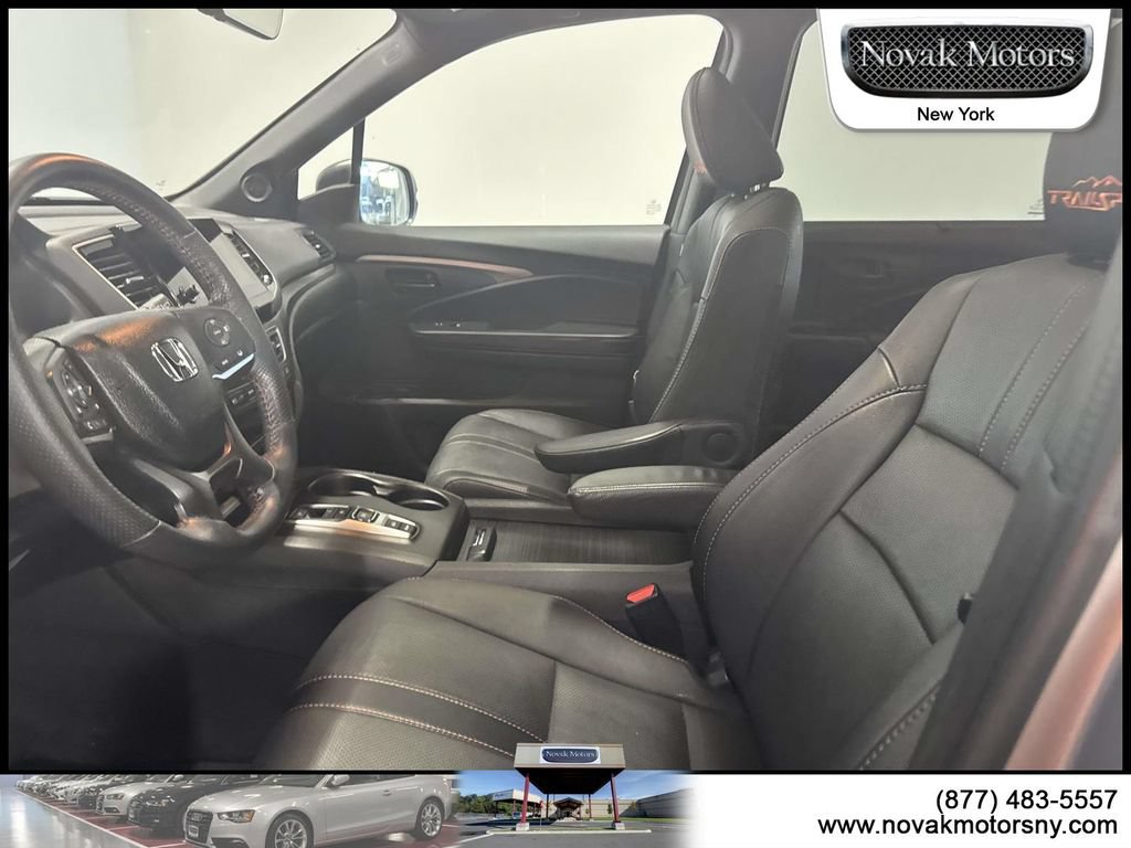 Used 2022 Honda Pilot TrailSport image 14