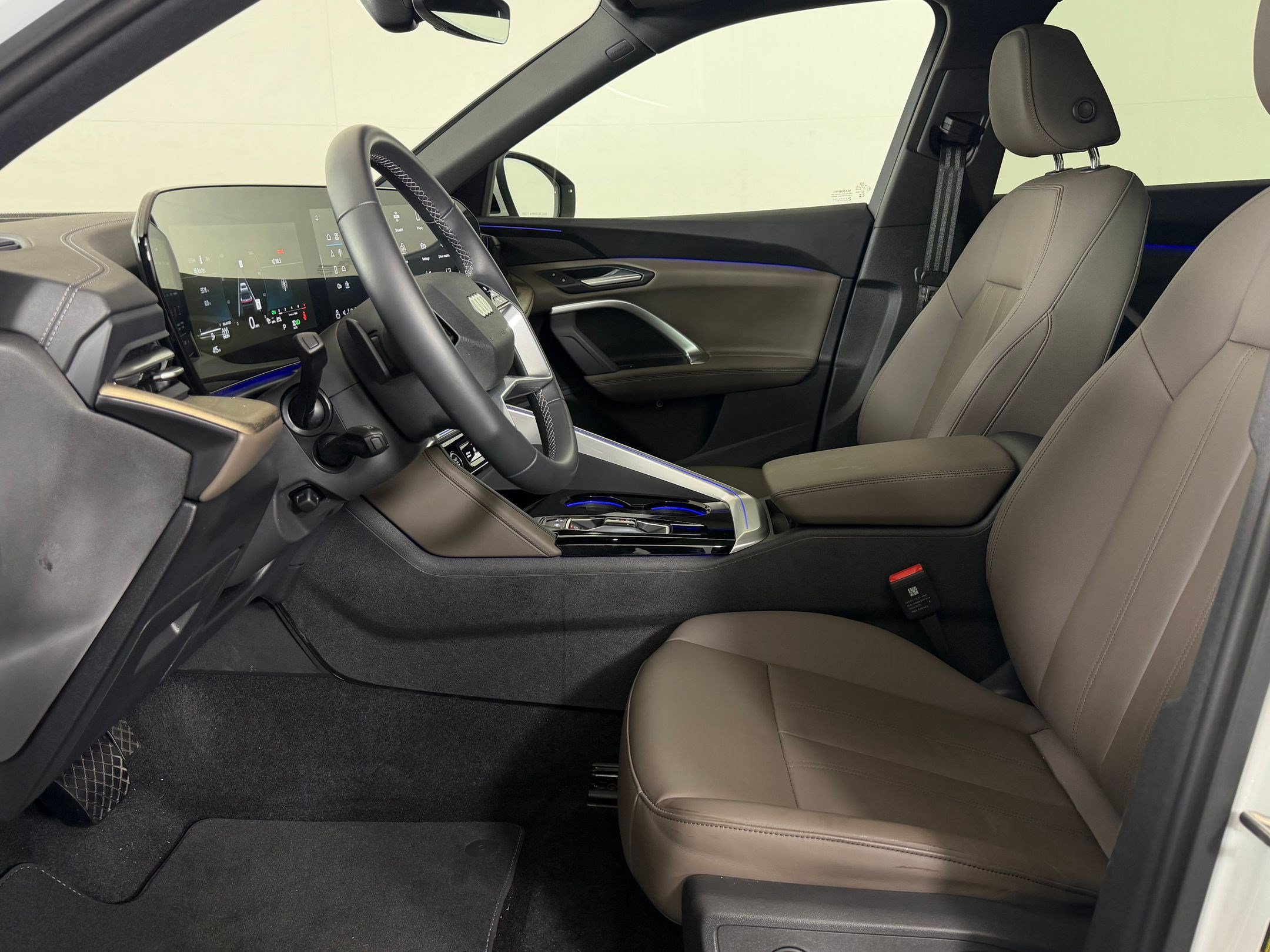 Used 2025 Audi Q5 Premium w/ Convenience Package AWD/4WD image 5