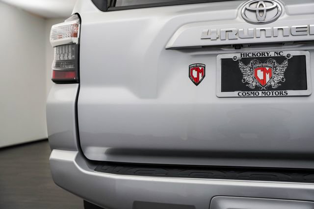 Used 2019 Toyota 4Runner SR5 RWD image 38