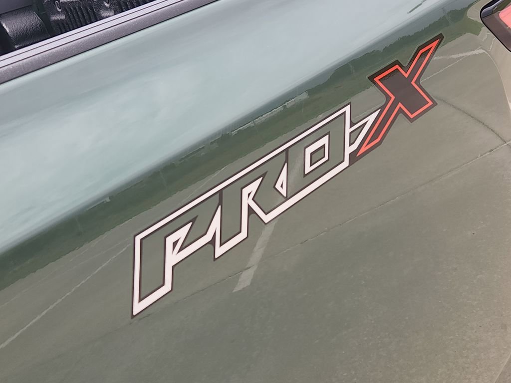 Certified 2025 Nissan Frontier Pro-X image 32