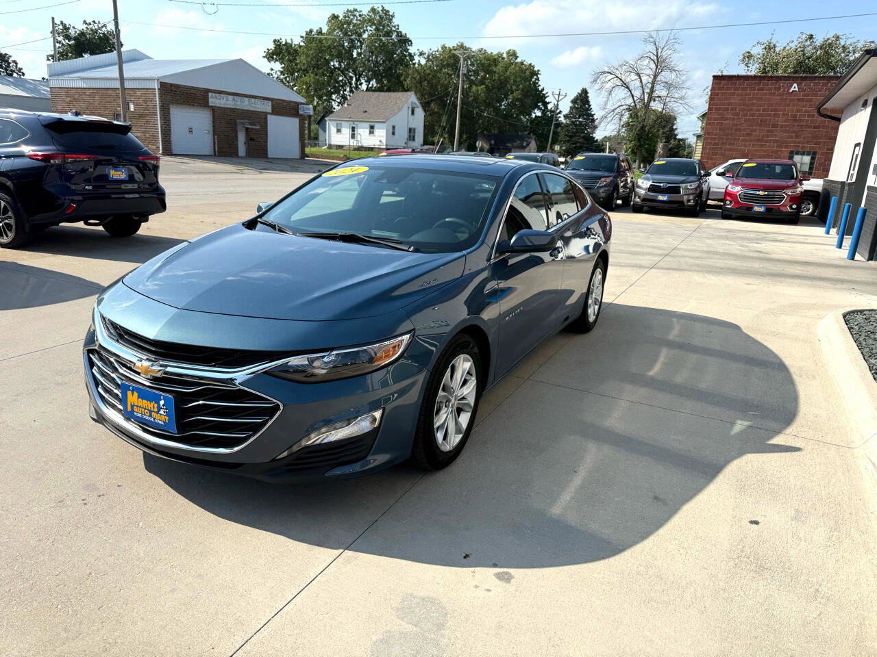 Used 2024 Chevrolet Malibu LT image 3
