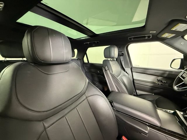 Used 2025 Land Rover Range Rover Sport SE AWD/4WD image 28