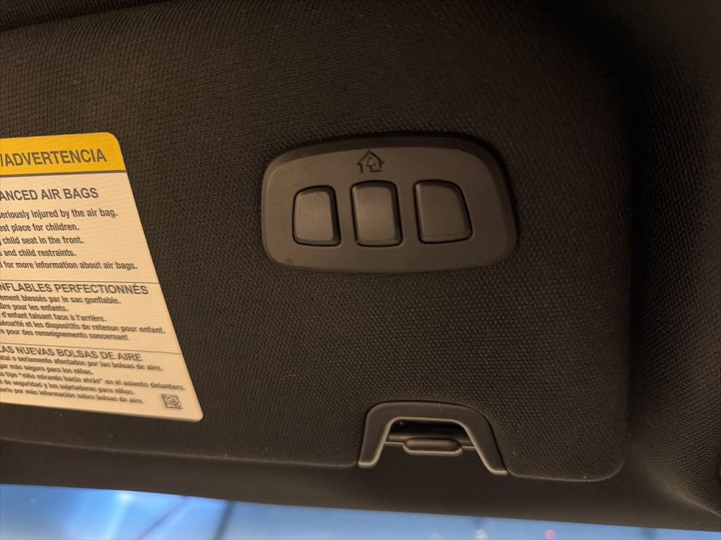Used 2017 Lincoln Continental Reserve AWD/4WD image 22