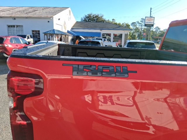 New 2026 Chevrolet Silverado 1500 Custom Trail Boss w/ Dark Appearance Package image 14