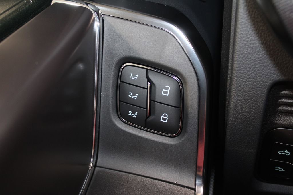 New 2026 Ford F250 Platinum image 44