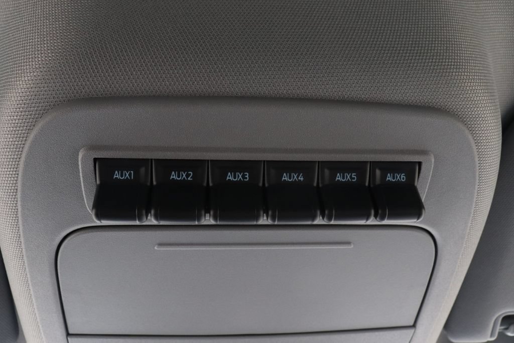 New 2026 Ford F550 4x4 Regular Cab Super Duty image 22
