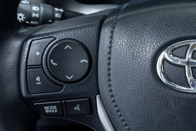 Used 2017 Toyota RAV4 Limited image 14