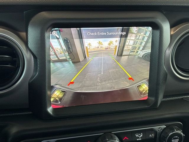 Used 2023 Jeep Gladiator Sport image 40