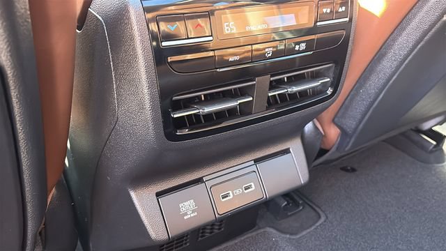 Certified 2024 Acura MDX w/ Technology Package AWD/4WD image 28