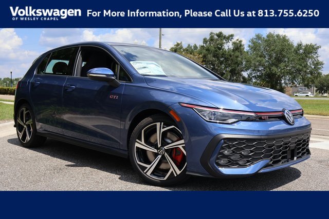 New 2025 Volkswagen GTI SE image 1