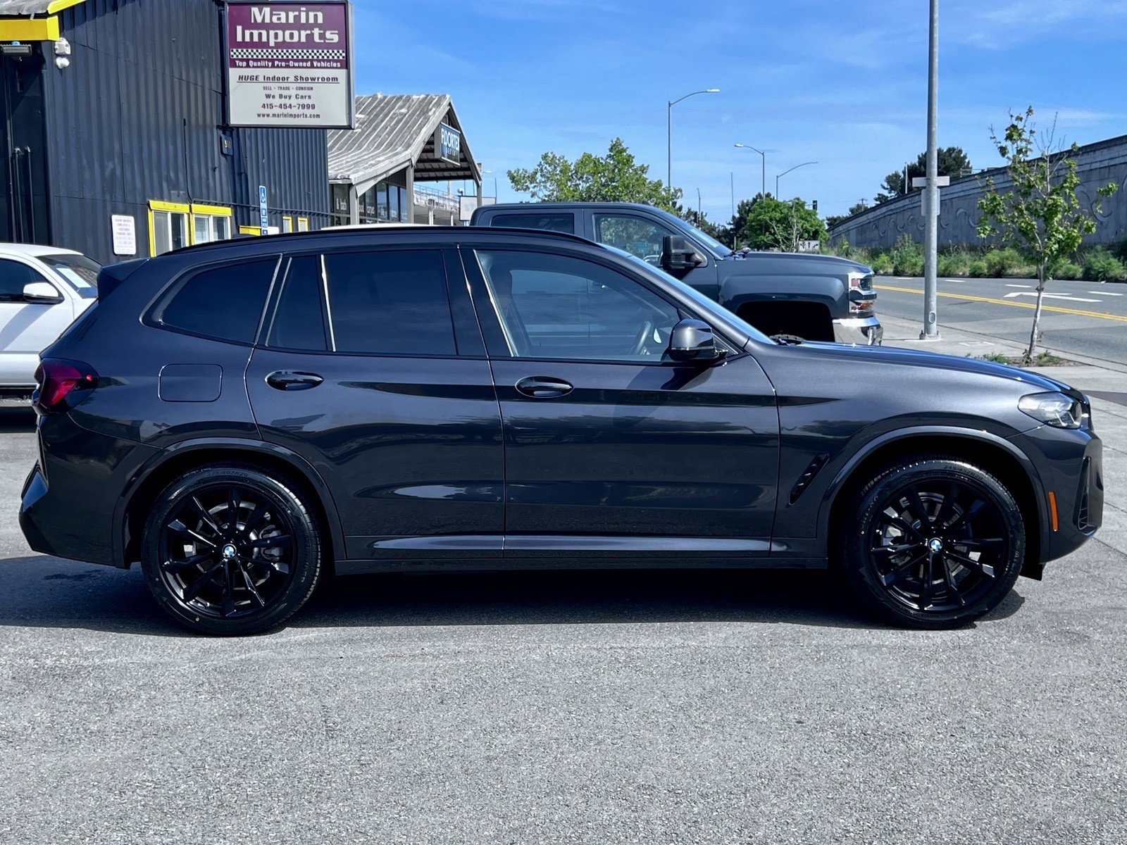 Used 2023 BMW X3 sDrive30i w/ M Sport Package RWD image 5
