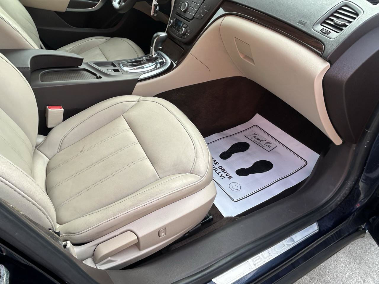 Used 2011 Buick Regal CXL FWD image 12