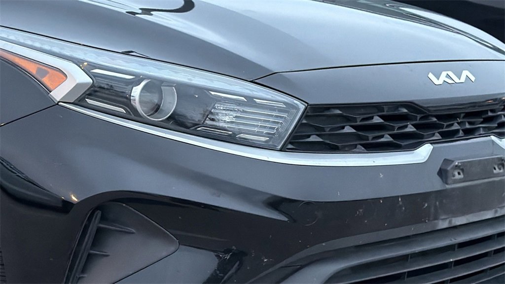 Used 2022 Kia Forte LXS image 13