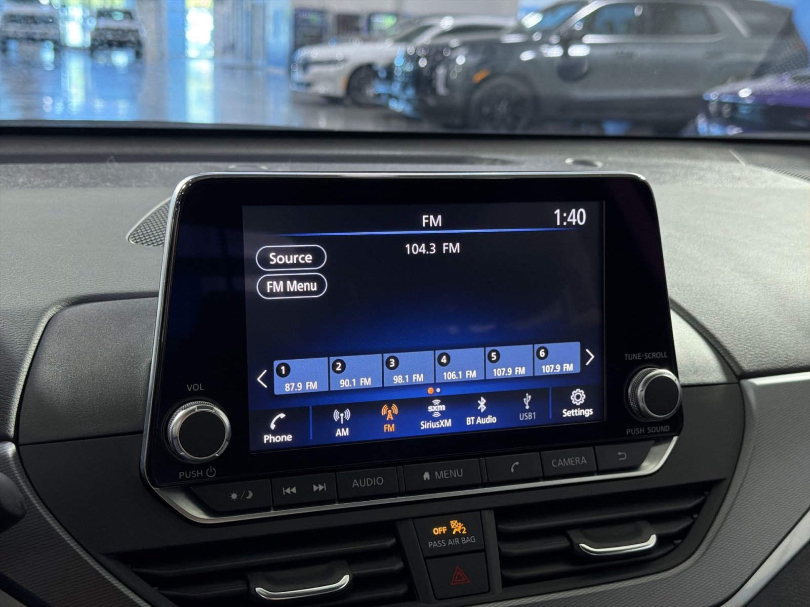 Used 2023 Nissan Altima 2.5 SR FWD image 31